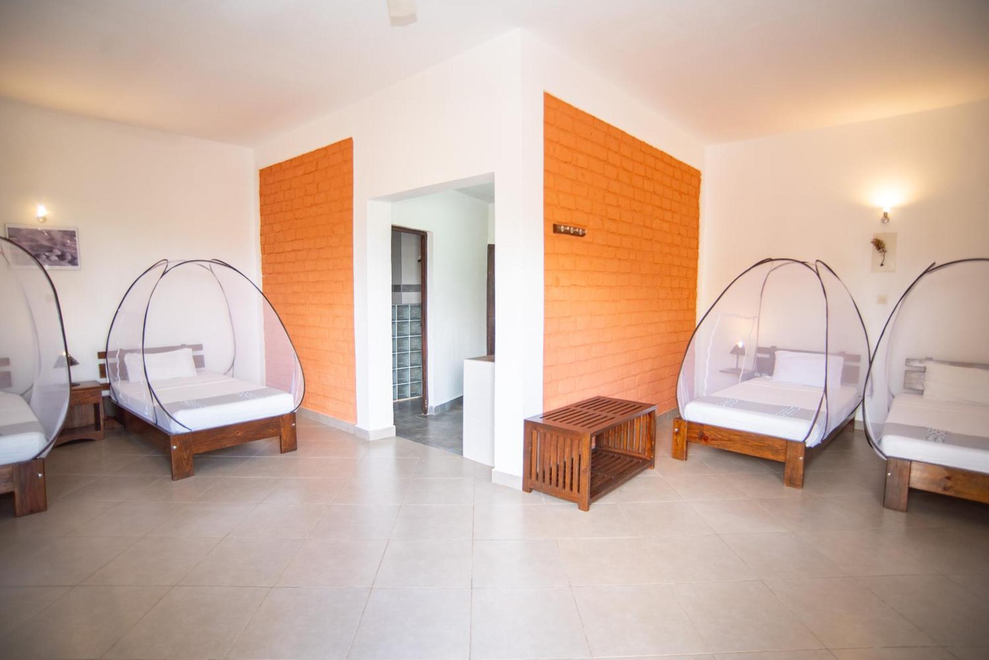 Hotel H1 Isalo Ranohira ภายนอก รูปภาพ