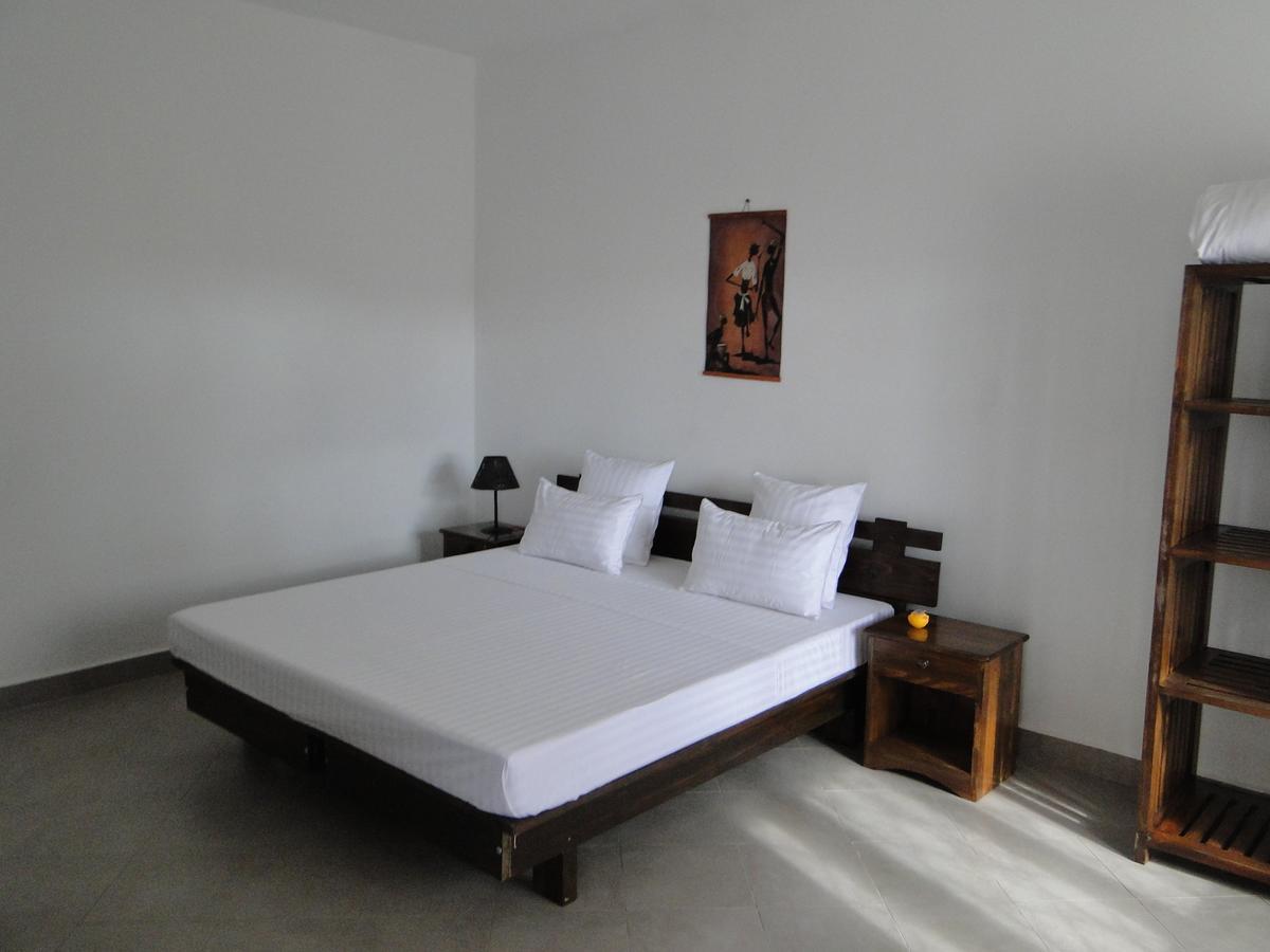 Hotel H1 Isalo Ranohira ภายนอก รูปภาพ